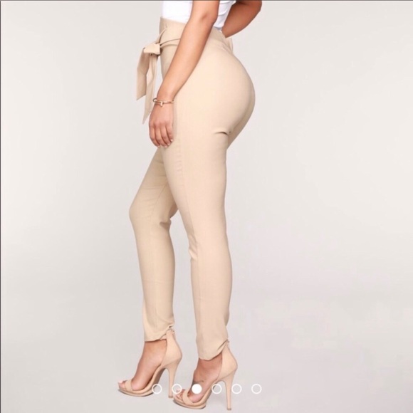 PrettyLittleThing stretch khaki - Picture 2 of 4